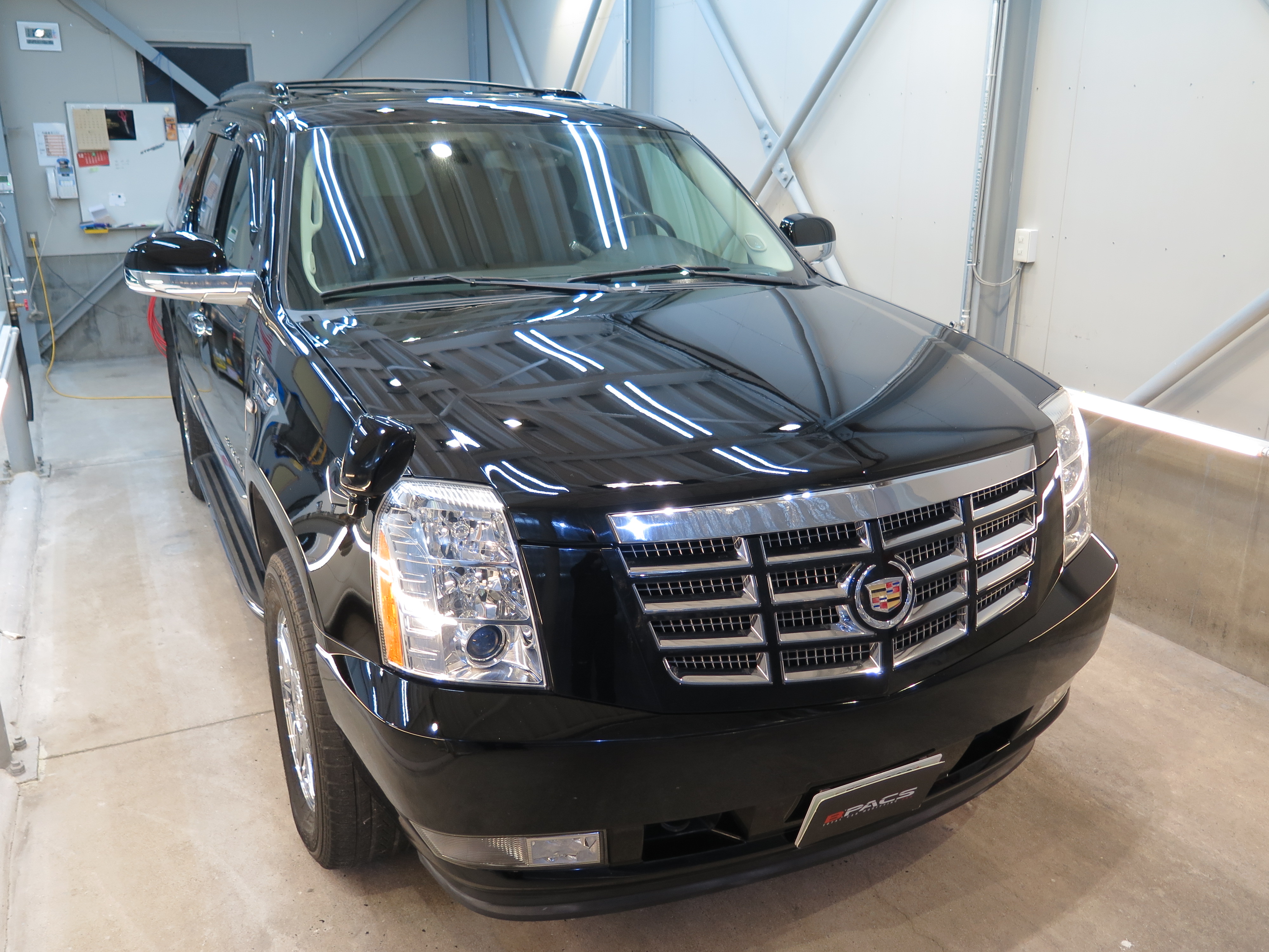Cadillac EscaladeにD-PRO Premium Coat Type-BP EVOを施工 | B-PACS STAFF BLOG