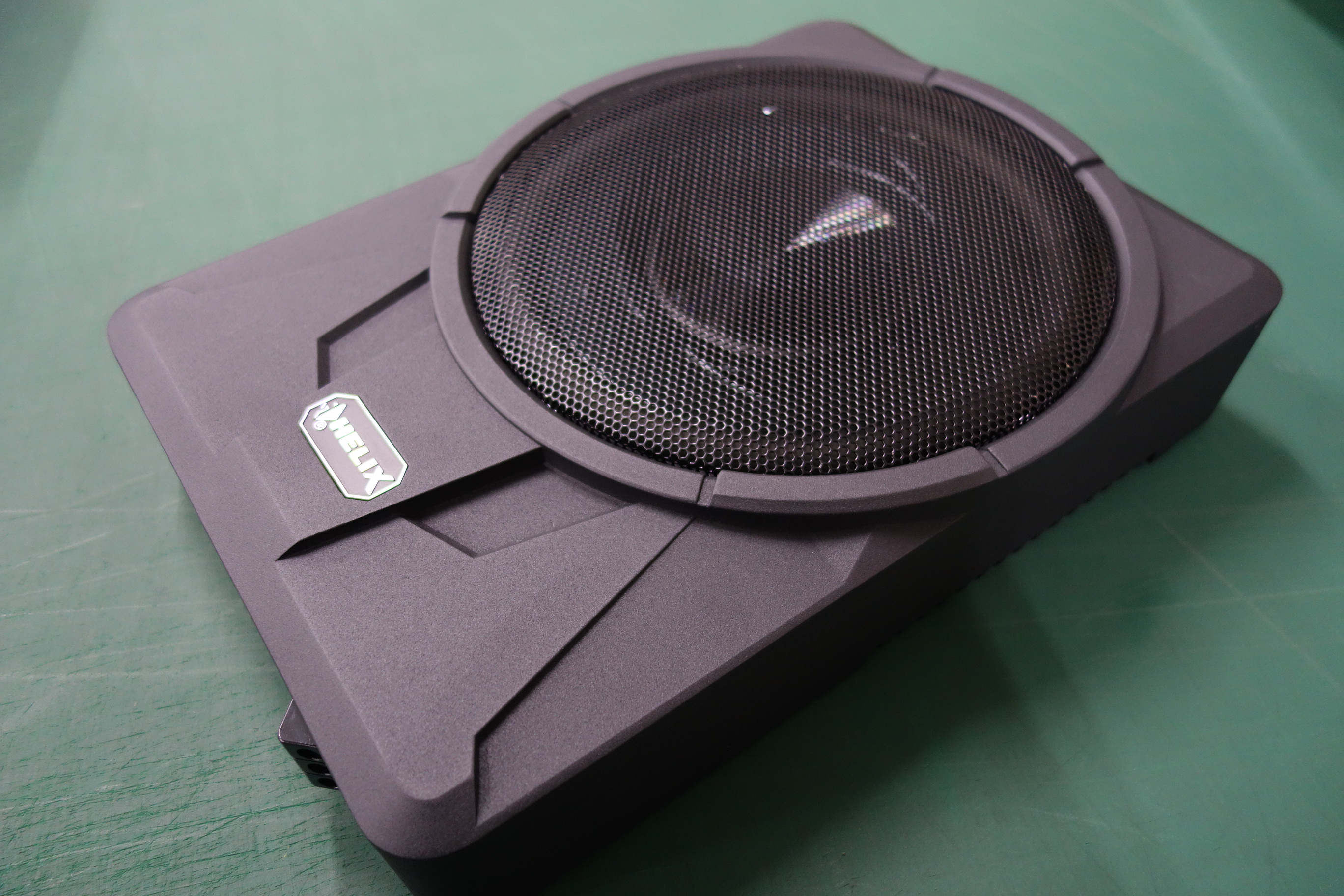 DIATONEスピーカーの潜在能力を発揮!専門店の取付&調整でDSP DIATONEスピーカーの潜在能力を発揮!専門店の取付&調整でDSP