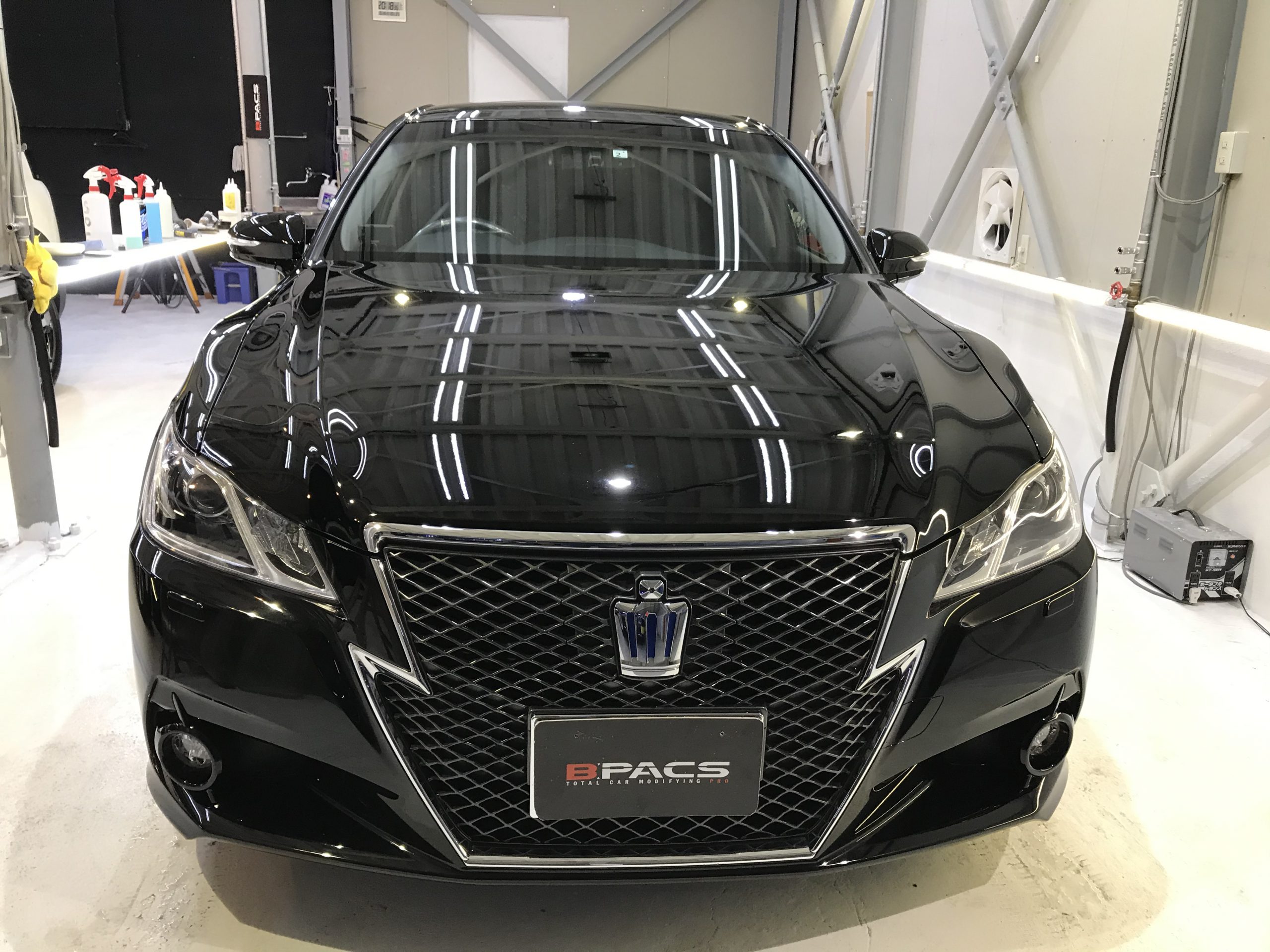 クラウンアスリート 気になる雨染み 除去する事が出来ます B Pacs Staff Blog クラウンアスリート 気になる雨染み 除去する事が出来ます B Pacs Staff Blog