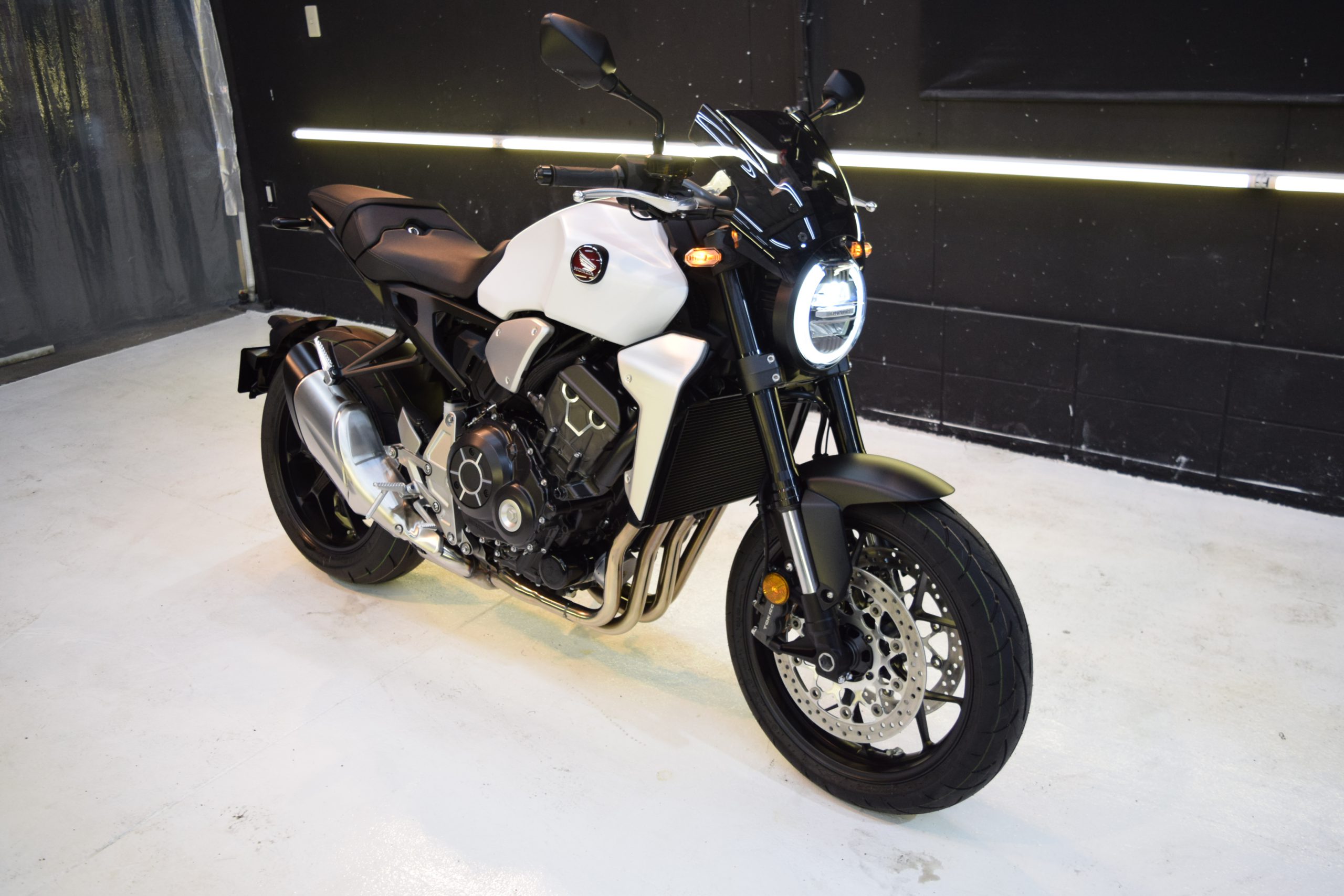 Bike ホンダ Cb1000rにバイクコーティングを施工しました B Pacs Staff Blog