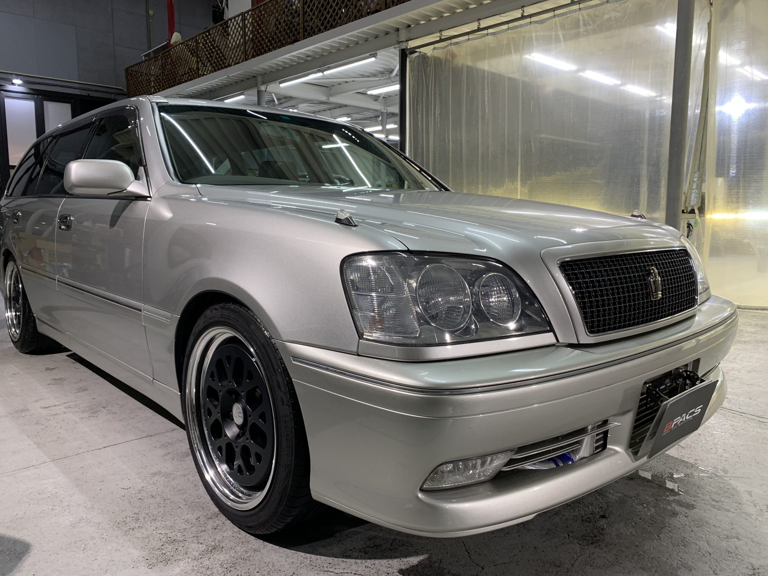 ヘッドライトコーティング】トヨタ クラウンエステート よみがえる