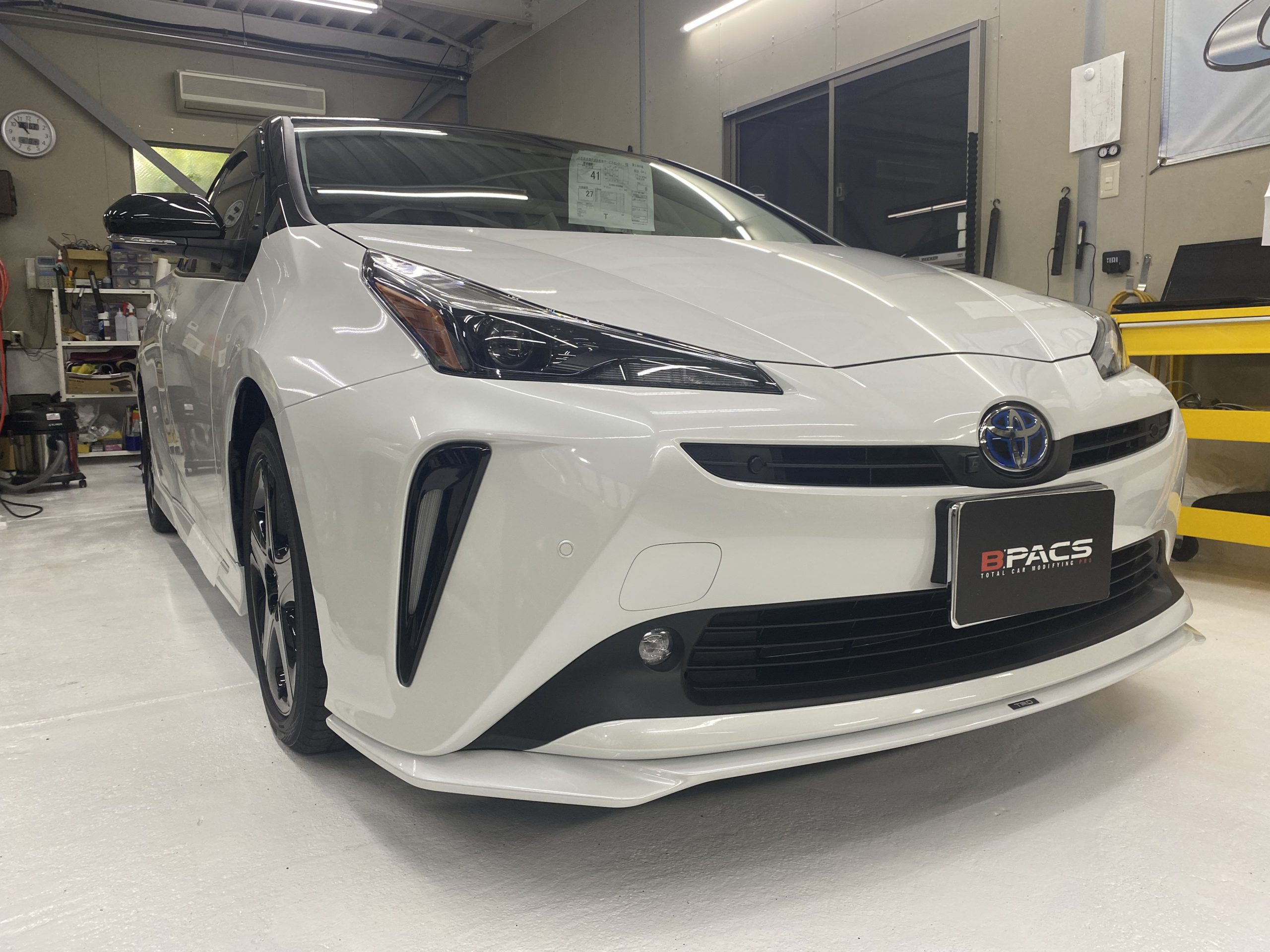 納車前のプリウスにデジタルイモビライザーIGLAイグラを取付！！ | B 
