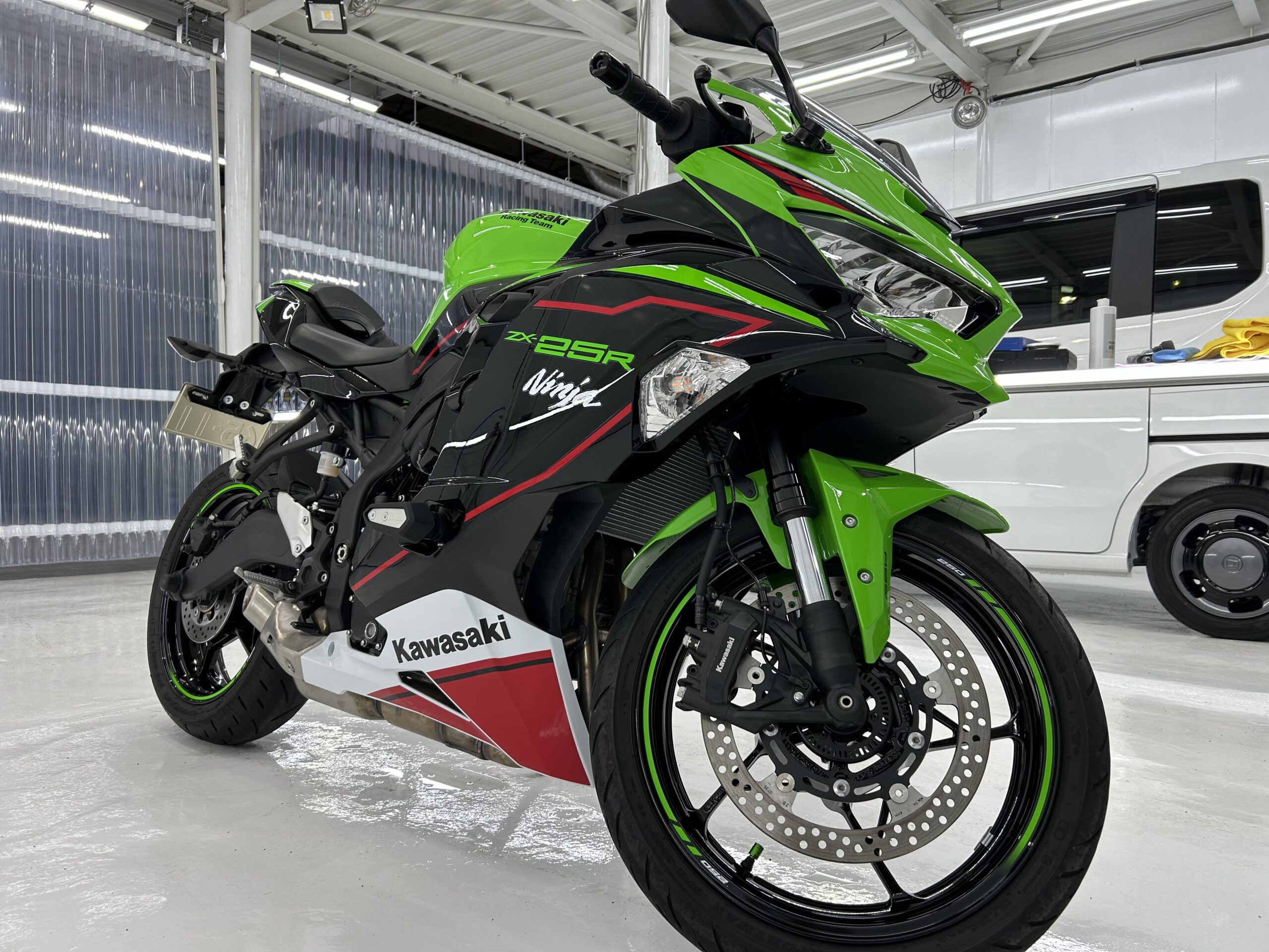 Kawasaki NINJA ZX-25R：バイクコーティング | B-PACS STAFF BLOG