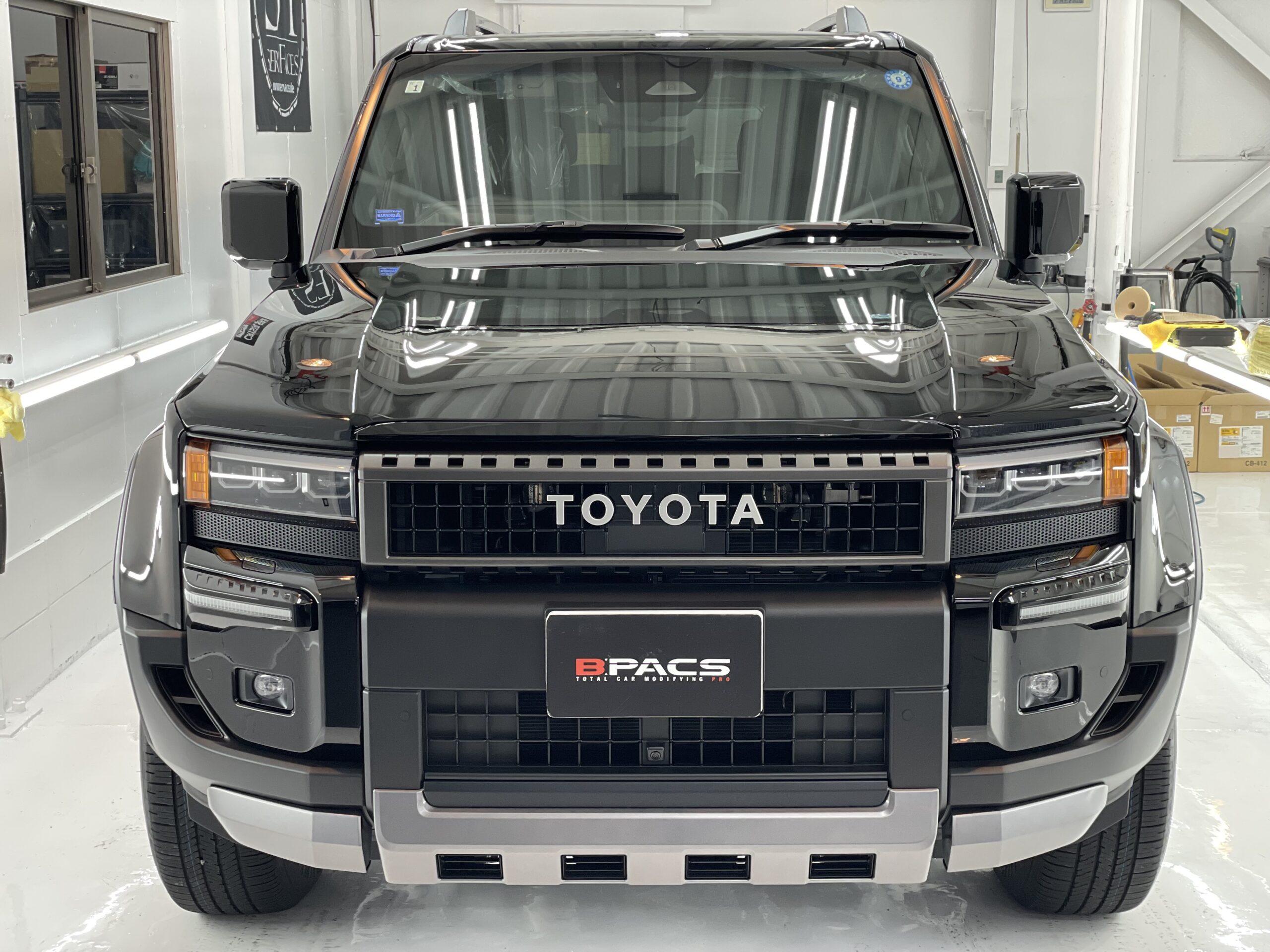 トヨタ「ランドクルーザー250」HI-NOHS COAT施工 | B-PACS STAFF BLOG